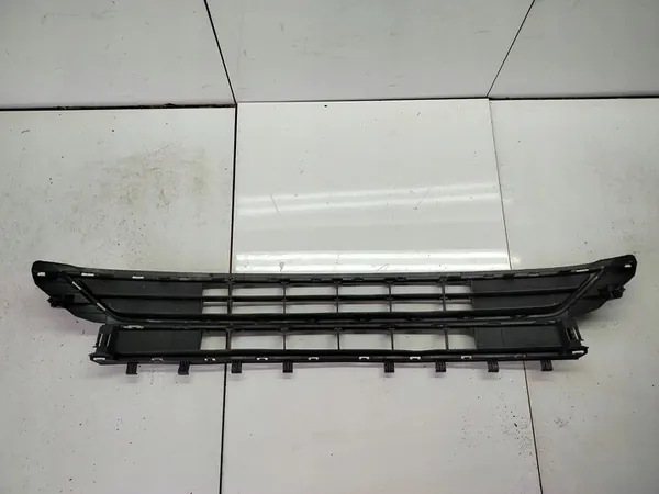 Griglia Centrale Paraurti Anteriore VW Polo VI 2018- image 2