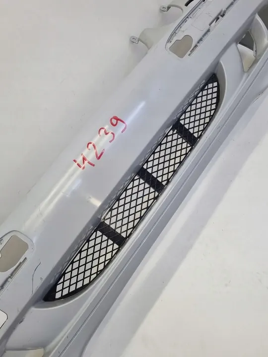 MERCEDES E-KLASA 210 W210 LIFT Parachoques delantero image 4