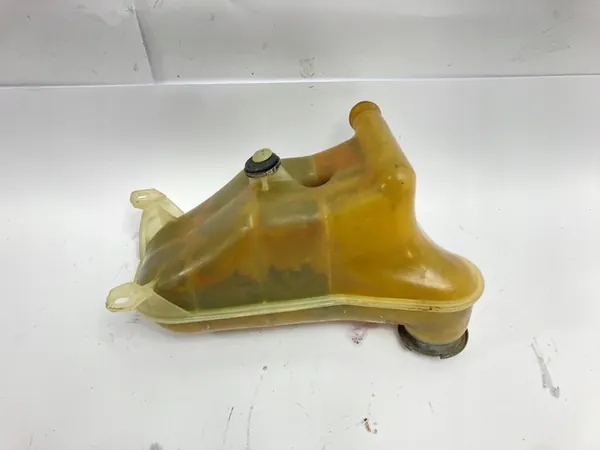 Jäähdytysnesteen laajennusastia Mercedes W124 W201 1245000649 image 10