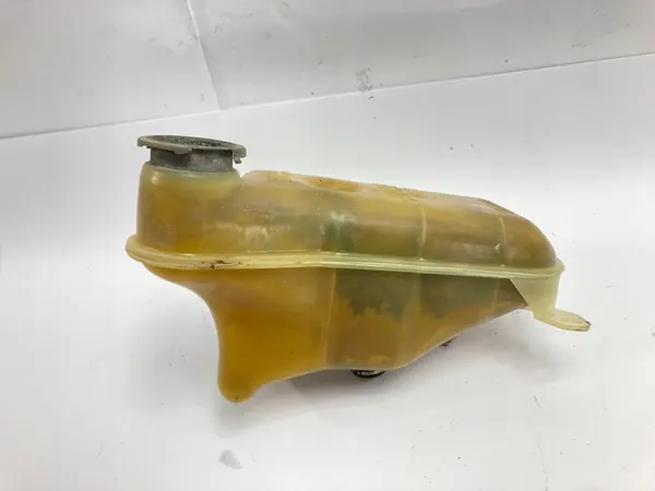 Jäähdytysnesteen laajennusastia Mercedes W124 W201 1245000649 image 5