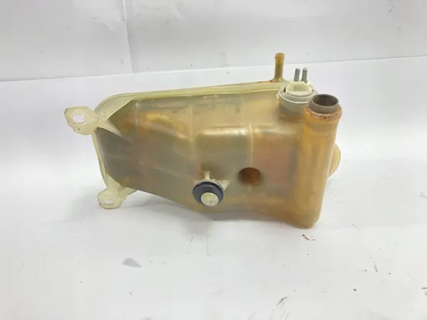 Jäähdytysnesteen laajennusastia Mercedes W124 W201 1245000649 image 9