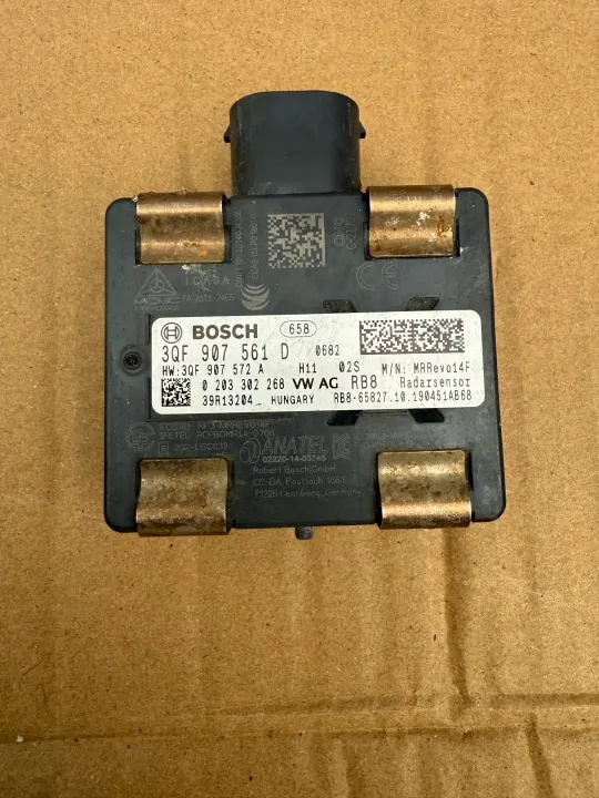 VW Distronic Radarsensor OEM 3QF907561D - Gebraucht image 2