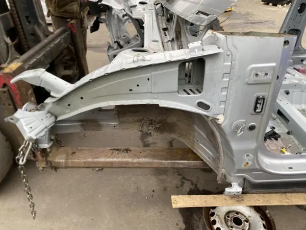 Hyundai Tucson 2023 fram vänster stänkskärm OEM 249557 image 2