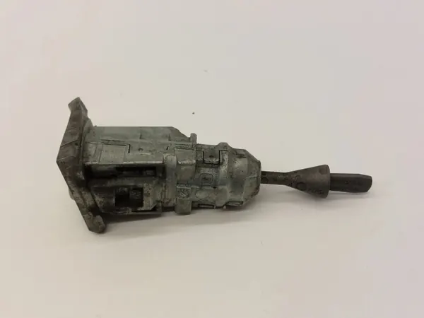 OEM 3G0837168A Insert de Serrure Porte Avant Droite image 4