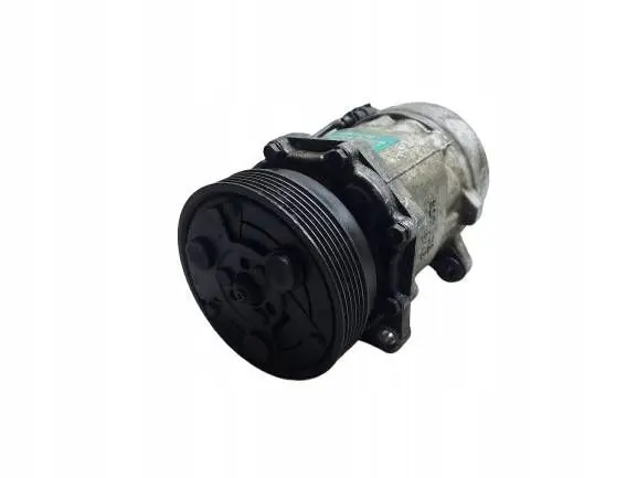 Compresseur AC VW Golf IV 1J0820803F image 2