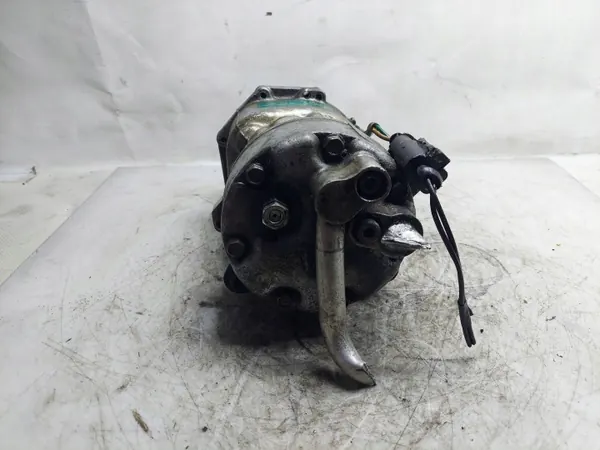 Compresseur AC VW Golf IV 1J0820803F image 5