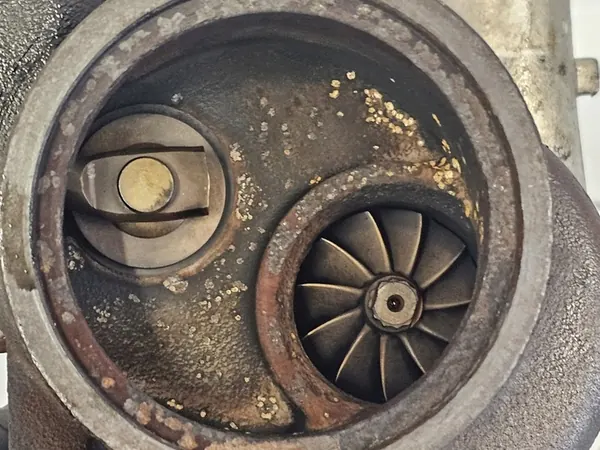 Turbocompresor TRANSIT 2.2 TDCI 6U3Q-6K682-AE image 5