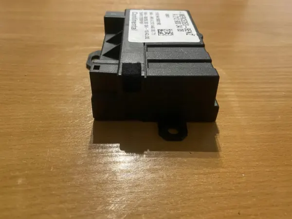 Module de commande pompe à carburant OEM B256 Mercedes image 6