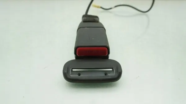 Turvavyön solki etu oikea OEM 1060008 Suzuki Ignis image 5