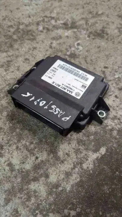 Módulo travão de mão VW OEM 17982901A Passat B7 image 2