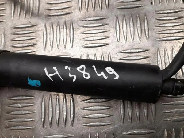 Muelle de gas Toyota Yaris Cross OEM 68910-52030 image 3