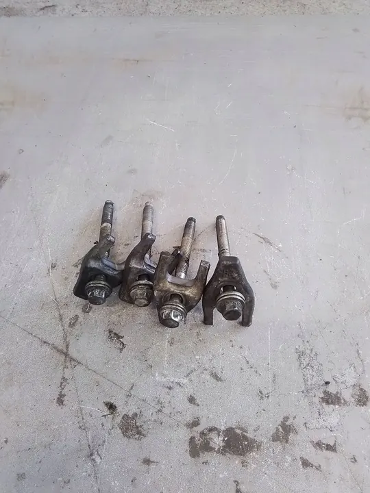 Renault Master III 2020 Ensemble de boulons de culasse VEB3428 image 1