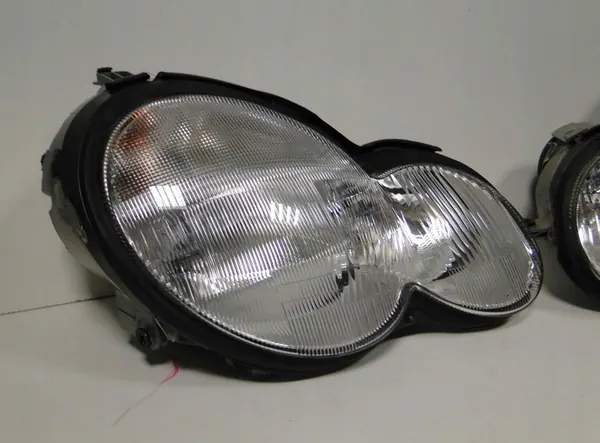 RECHTS LAMP H7 MERCEDES C-KLASSE 203 SPORT COUPE image 9
