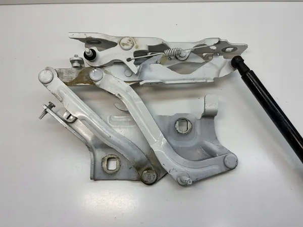 AUDI A5 Bisagra de Capó + Actuador Izquierdo Frontal 8W6823302E 8W0823359B image 2