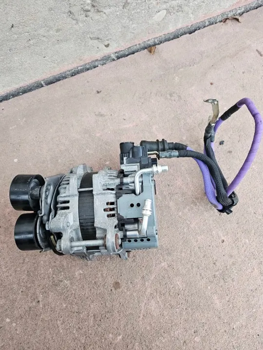 Generaattori OEM 8490438 BMW 320D G20 G21 G01 image 2