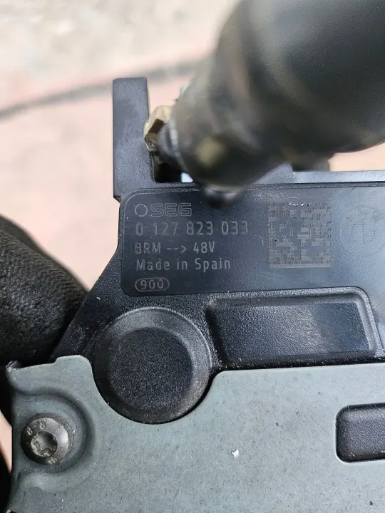 Generaattori OEM 8490438 BMW 320D G20 G21 G01 image 4