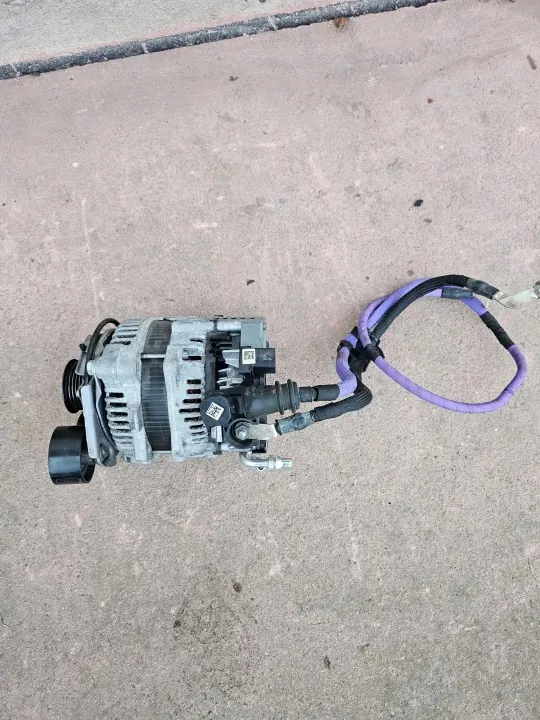 Generaattori OEM 8490438 BMW 320D G20 G21 G01 image 5