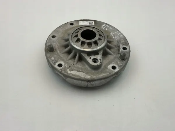BMW OEM 689261702 Framfjädringsbenfäste kudde image 6