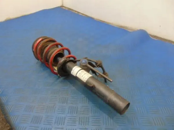 Amortisseur Avant Droit BMW E90 2.0D image 2