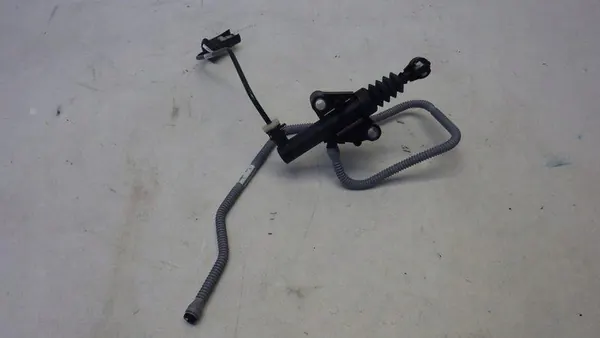 Kytkinpumppu Trafic Vivaro III 1.6 DCI 93868391 image 2