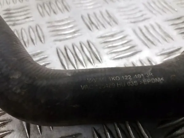 SKODA OCTAVIA III LIFT VRS 2.0 TDI Vesiputki 3C0122291D image 6