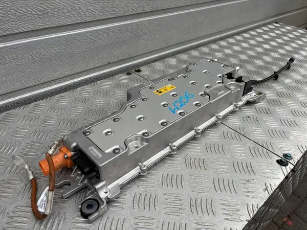 INVERTER MERCEDES W206 C-CLASS A0003420001 image 2