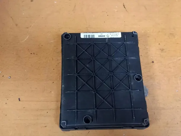 Module BSI Renault Megane I OEM 8200029340A image 2