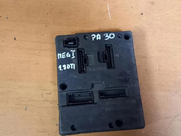 Module BSI Renault Megane I OEM 8200029340A image 3