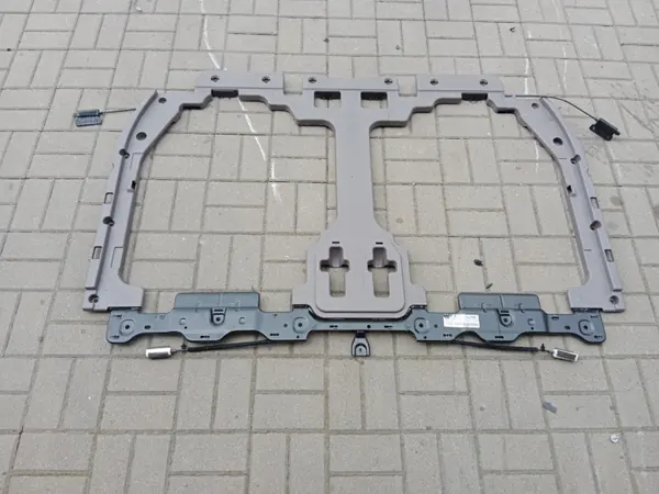 Vloerframe Chrysler Pacifica OEM 5RH86PD2AF Gebruikt image 2
