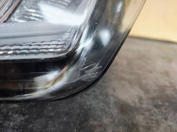 Farol Esquerdo Seat Leon IV 5FB941773A image 2