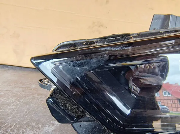 Farol Esquerdo Seat Leon IV 5FB941773A image 3