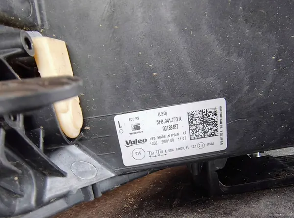Farol Esquerdo Seat Leon IV 5FB941773A image 6