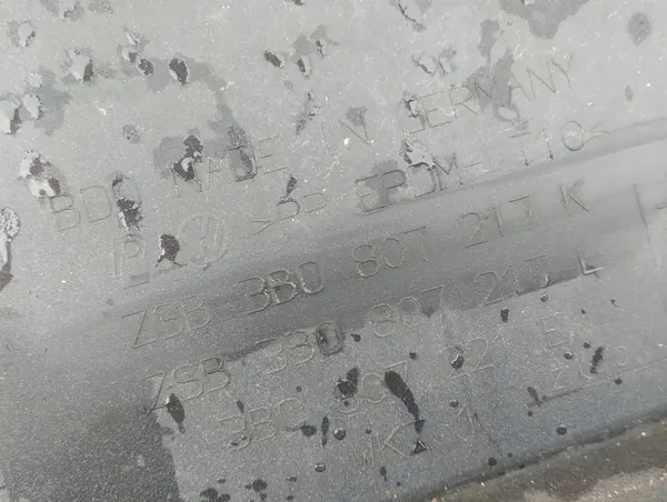 Paraurti anteriore VW Passat B5 3B0807217 image 9