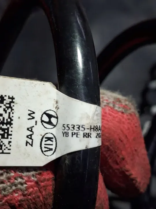 Kia Rio IV Bakfjädring OEM 55335-H8AA0 - Begagnad image 4