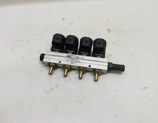 LPG-inspuitrail OEM 10R062519 - Gebruikt onderdeel image 2
