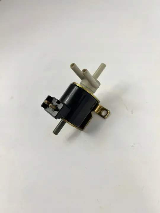 Istuinlaskuventtiili OEM 0008001178 Mercedes W124 image 3