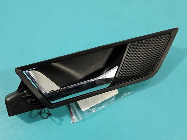 Inre handtag vänster bak OEM IMPRK1553524 Skoda image 2