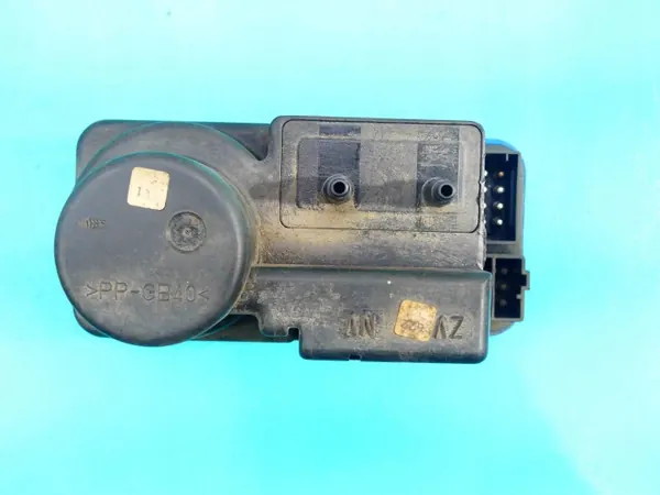 Central låspump OEM 2028002148 Mercedes W202 image 3