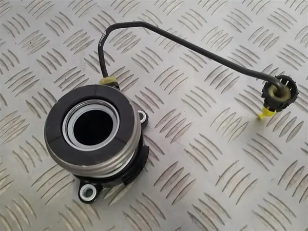 Cilindro esclavo de embrague OEM 55502352 Opel Astra III image 2