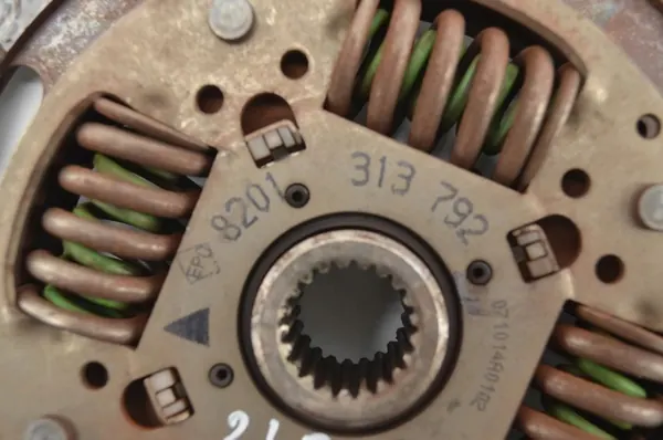 Kytkinsetti Opel Movano A 2010 GENUINE image 8