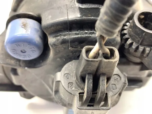 Halogén Höger Framlykta OEM 261508992A Nissan Qashqai image 4