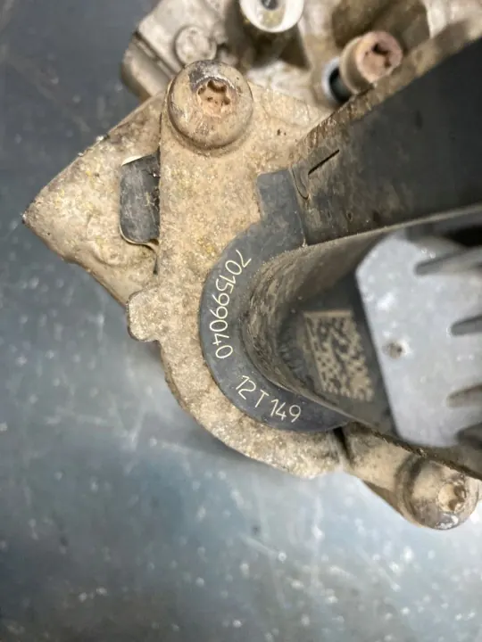 EGR-jäähdytinventtiili OEM 50276432 55230929 Fiat Opel 1.3 CDTI image 4