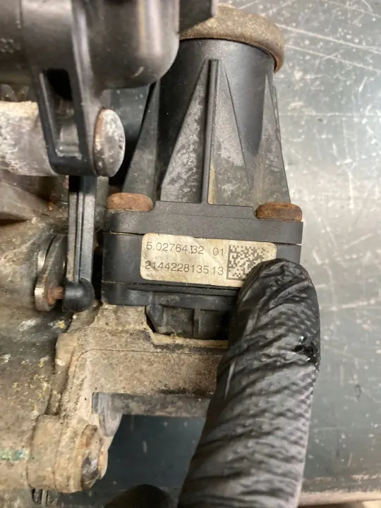 EGR-jäähdytinventtiili OEM 50276432 55230929 Fiat Opel 1.3 CDTI image 5