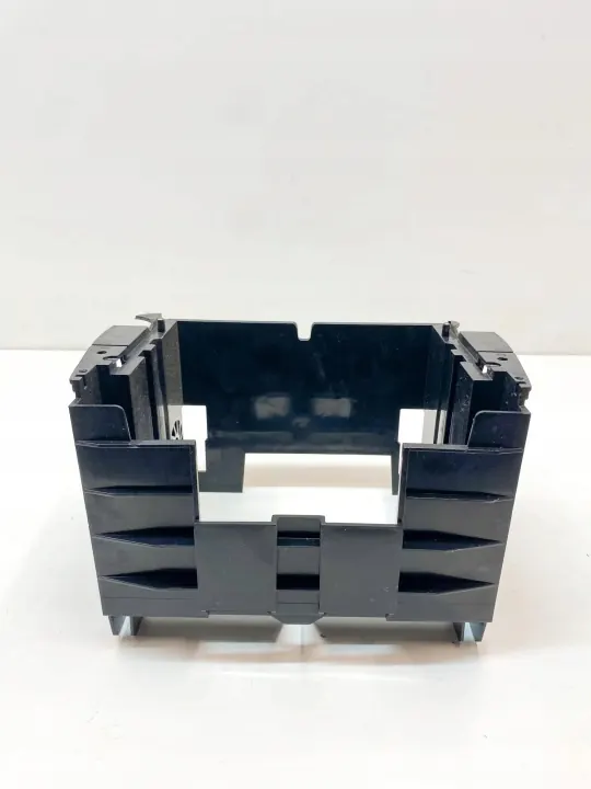 Mercedes-Benz SL R230 sisäpaneeli OEM 2306890016 image 2