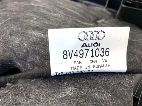 OEM 8V4971036 Framhöger Dörrklädsel Audi A3 8V Sedan image 4