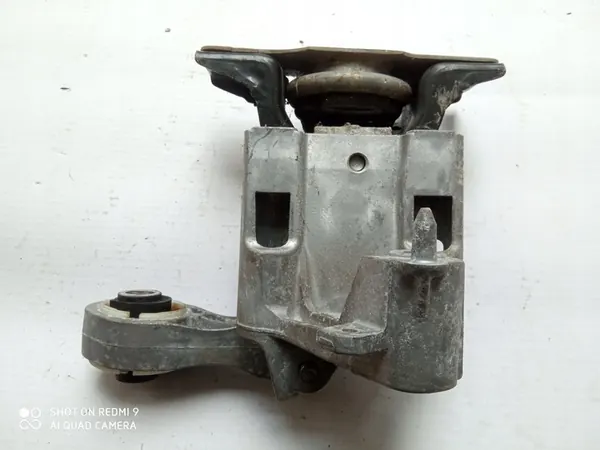 MONTURA DE MOTOR NISSAN 8200281186 image 4