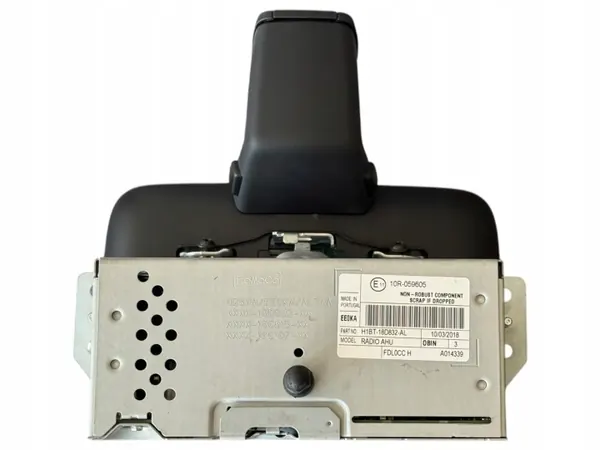 Ford Fiesta MK8 2017 radio display läsare H1BT-18B955-HF image 7
