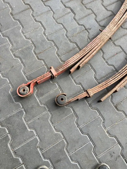 Gebrauchte Iveco OE Hintere Doppelblattfeder 6 Blätter image 3