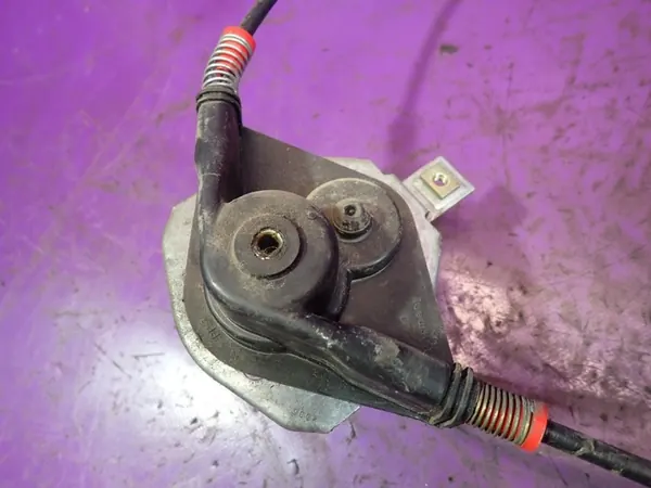 VW Transporter T4 90-03 Elevador de vidro manual esquerdo 701837501F image 6