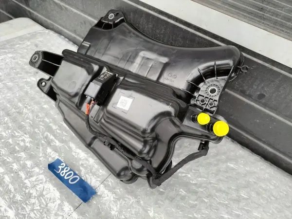AdBlue-tank OEM 8WA131877AD voor VW Audi Skoda image 8